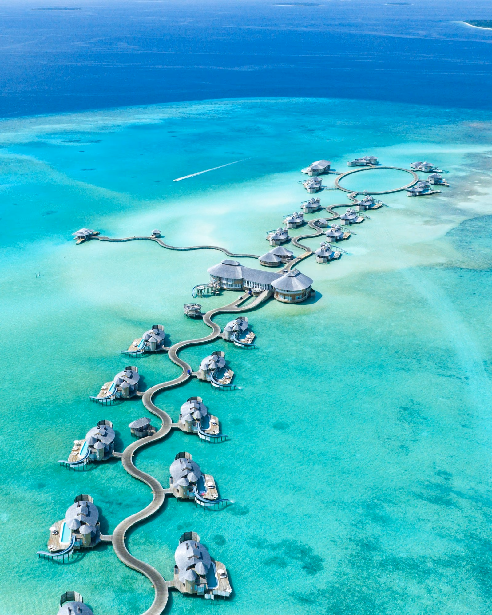 Best Time to Visit the Maldives: Dry Season 2026 Guide